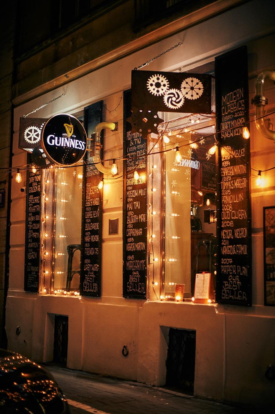 Date Night in Warsaw